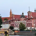 Oomph Old Town 아파트 *