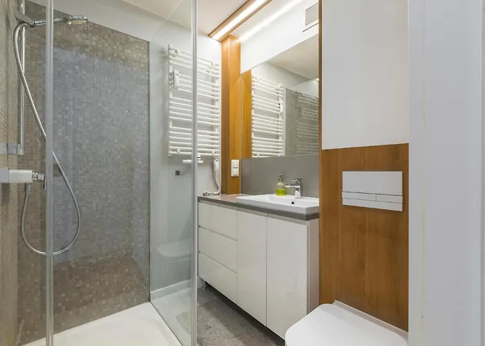 Oomph Old Town Apartman *