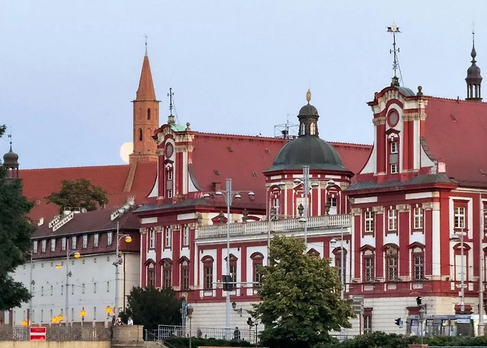 Oomph Old Town Apartman *